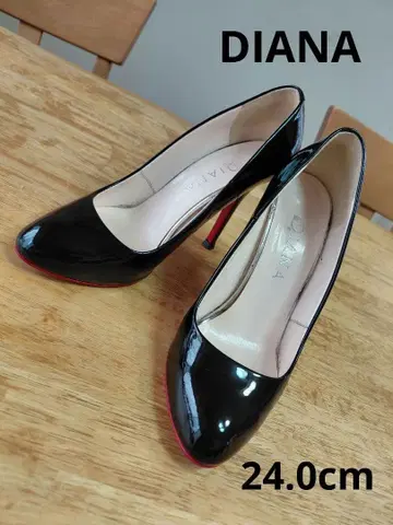 다이애나 에나멜 핑힐 24cm 레드 밑창