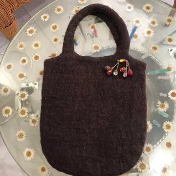 다크 브라운 펠트 토트백