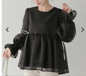 핏모어 크링클 시어 오간자 볼륨 슬리브 상의