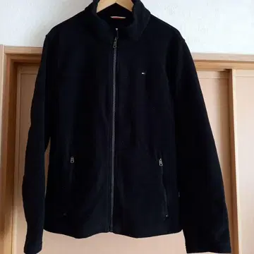 TOMMY HILFIGER 블랙 플리스 자켓 S