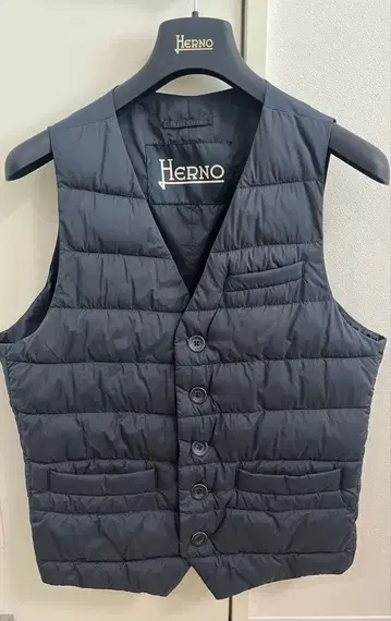 Herno 네이비 다운 베스트 사이즈 46