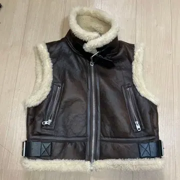 ZARA 무스탕 베스트 S 사이즈 브라운