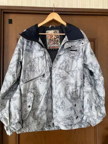 kissmark 그래픽 자켓 L 사이즈