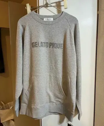 젤라또피케옴 맨투맨 트레이닝복