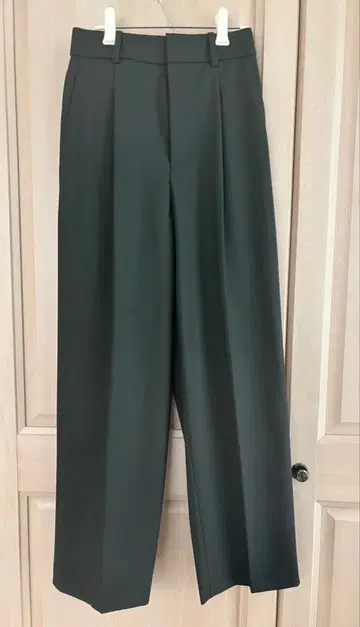 UNIQLO 와이드 팬츠 XS 다크 그린 미사용