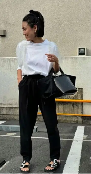 [새상품급] 카네코 아야 COUDRE 쿠두르 테이퍼드 팬츠 블랙