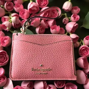 새상품급 패스 케이스 케이트 스페이드 kate spade 핑크