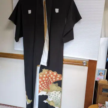 블랙 전통 예복 기모노 꽃무늬 자수 실크