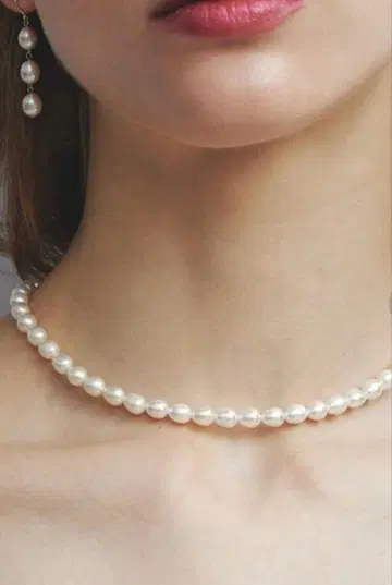 르 봉봉 화이트 펄 목걸이 초커