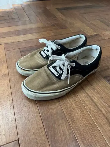 Vans 오센틱 로우컷 스니커즈 브라운/블랙