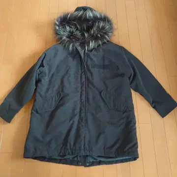 퍼 달린 모즈 코트 블랙