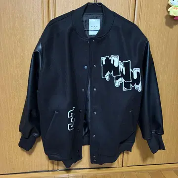 미나미짱 콜라보 바시티 자켓 사이즈 L