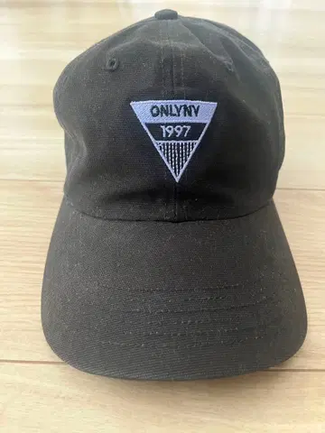 OnlyNY 블랙 캡