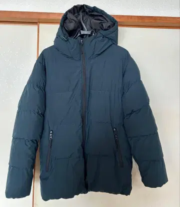 GU 후드 부착 다운 자켓 다크 그린 L 사이즈