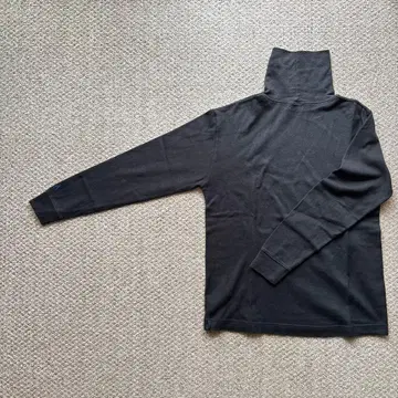 ARMOR LUX 블랙 터틀넥 긴팔 티셔츠