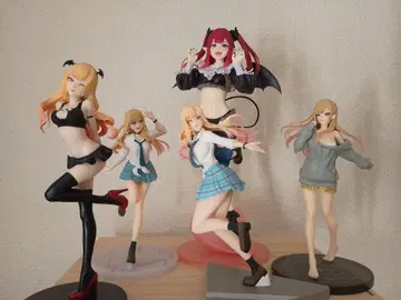 그녀의 장난감 상자 피규어 세트