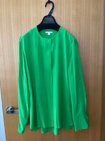 COS 100% 실크 블라우스 38