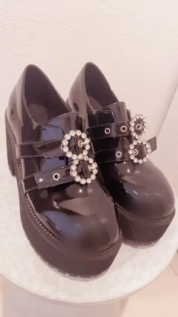 BUBBLES 버블스 더블 버클 신발 10cm 통굽 [ 가격 인하 ]