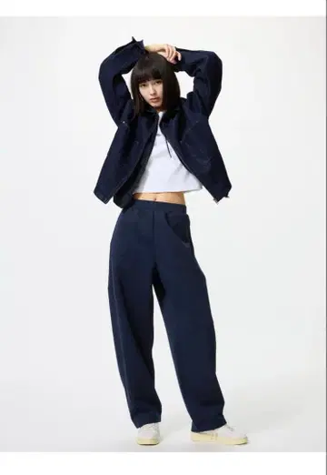 UNIQLO 드라이 맨투맨 커브 팬츠 M 네이비