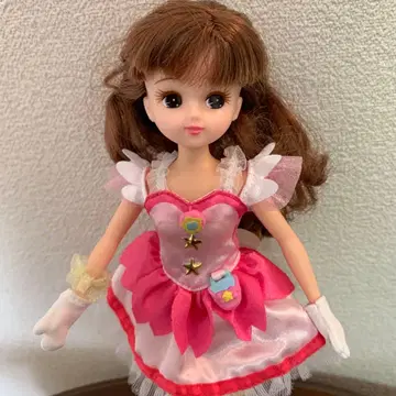 리카짱 인형 핑크 드레스 별 장식