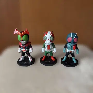 월드 컬렉션 가면라이더 피규어 3체 세트