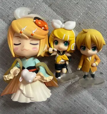 보컬로이드 카가미네 린 렌 넨도로이드