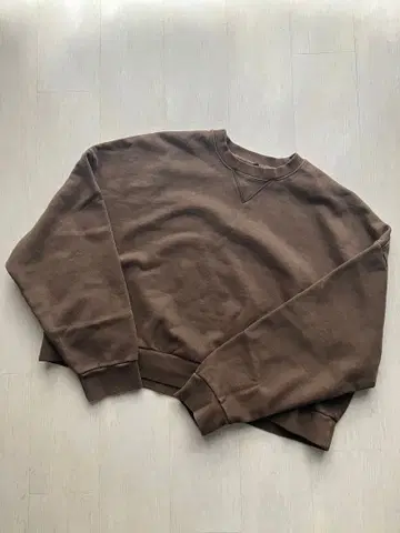 entire studios box crew