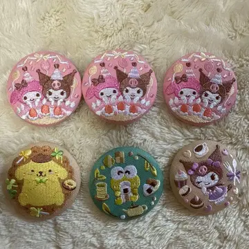 산리오 자수 캔뱃지 시크릿 쿠로미 케로케로케로피 폼폼푸딩