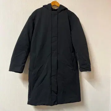 새상품급 하이브리드 다운 코쿤 코트 UNIQLO 블랙 사이즈 M
