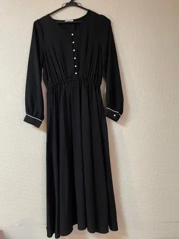 블랙 V넥 롱 드레스