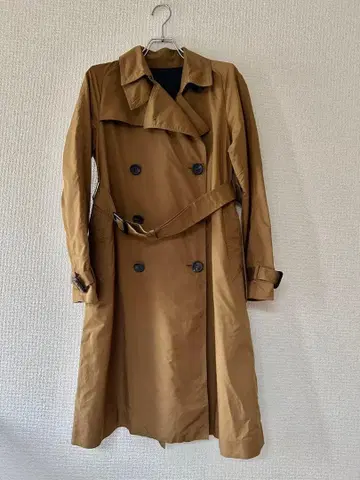 THE RERACS 트렌치코트 안감 부착