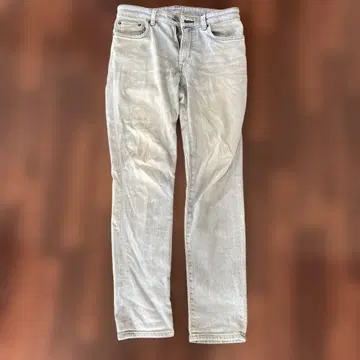 EDWIN 라이트 그레이 슬림핏 데님 팬츠