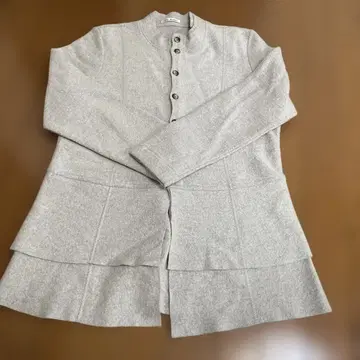 Ante Meridiem 그레이 버튼 부착 자켓 펠트 원단