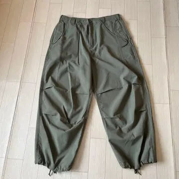 BEAMS 올리브 와이드 팬츠