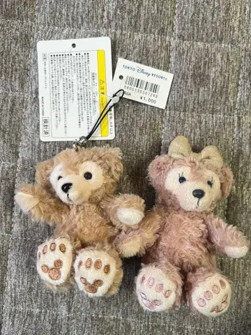 더피, 셰리 메이 스트랩