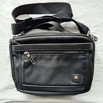 [WENGER] 블랙 나일론 숄더백