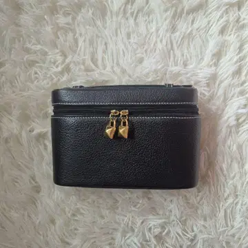 유리에니타니 파우치