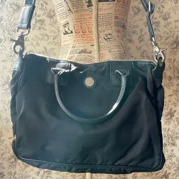 오로비안코 숄더백