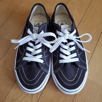 VANS 다크 스니커즈 23cm