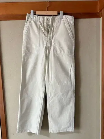 WASHED BAGGY SATIN BLEACHED BAKER PANTS