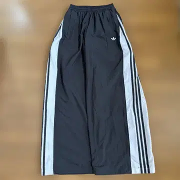 adidas 스트라이프 블랙 팬츠