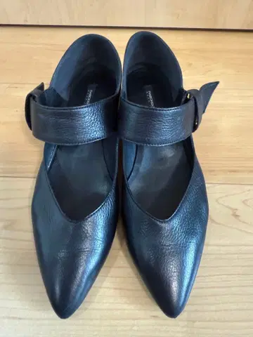 라보키고시 펌프스 태 스트랩 23.5cm