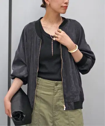 AP STUDIO 스웨이드 라이크 새틴 블루종