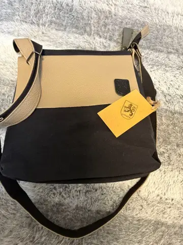 라헤라 미사용 새상품 숄더백