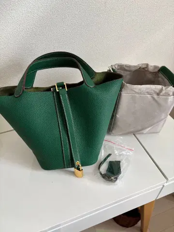 그린 가죽 토트백 이너 파우치 포함