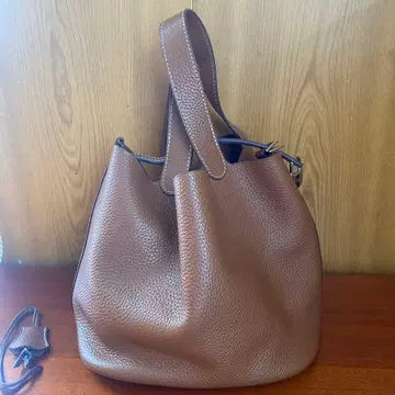 4u 큐브 백 천연 가죽 골드