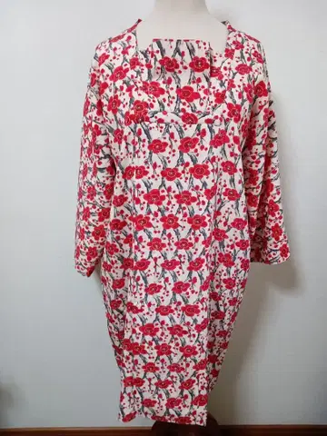 순수 실크 매실 패턴의 도행 기모노 리메이크 풀오버