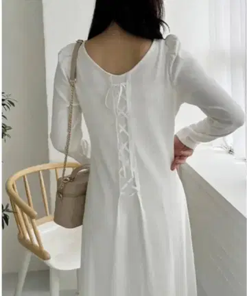 백 레이스업 원피스