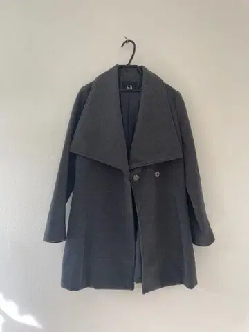 다크 그레이 오버 사이즈 라펠 코트