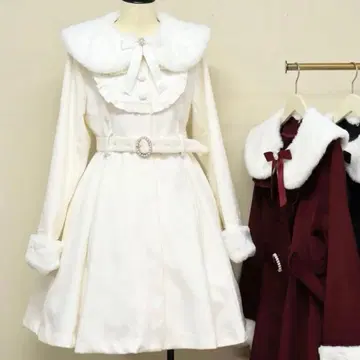 펄 벨트 부착 요크 프릴 코트